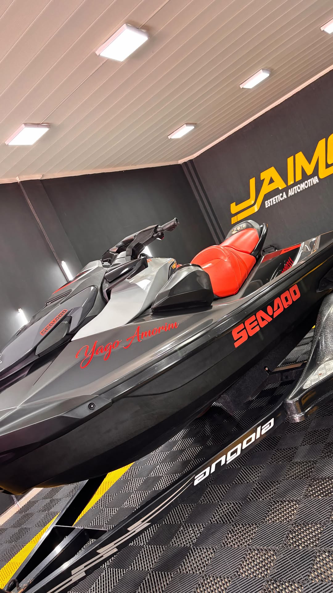 Jet ski detalhado